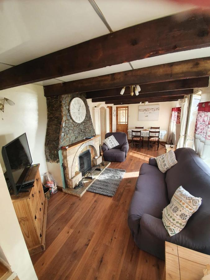 Mona Villa Holiday Home Caulderton Екстериор снимка